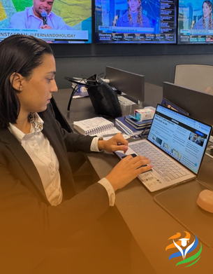 Fundadora da EducaTech, Letícia, em seu ambiente de trabalho